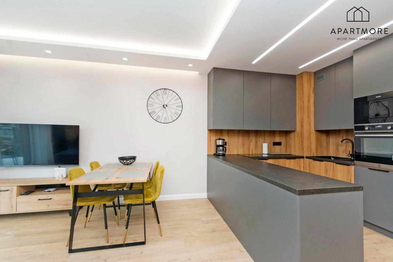 City Center - Walowa I Popieluszki By Apartmore Гданск Екстериор снимка