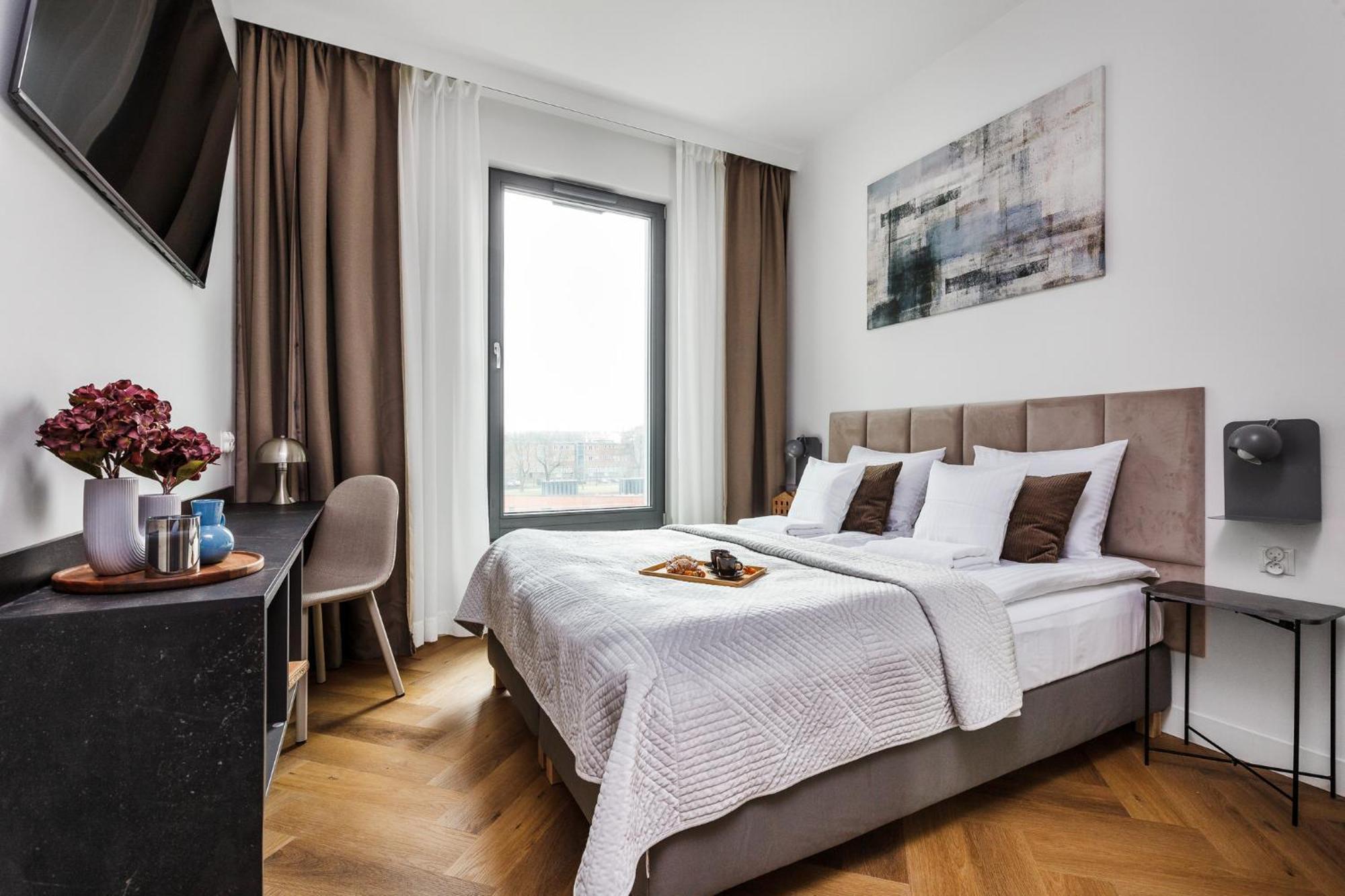 City Center - Walowa I Popieluszki By Apartmore Гданск Екстериор снимка